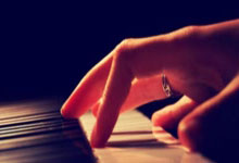 FB体育:希罗:今天大家打得很有目的性 真正做到了分享球权.